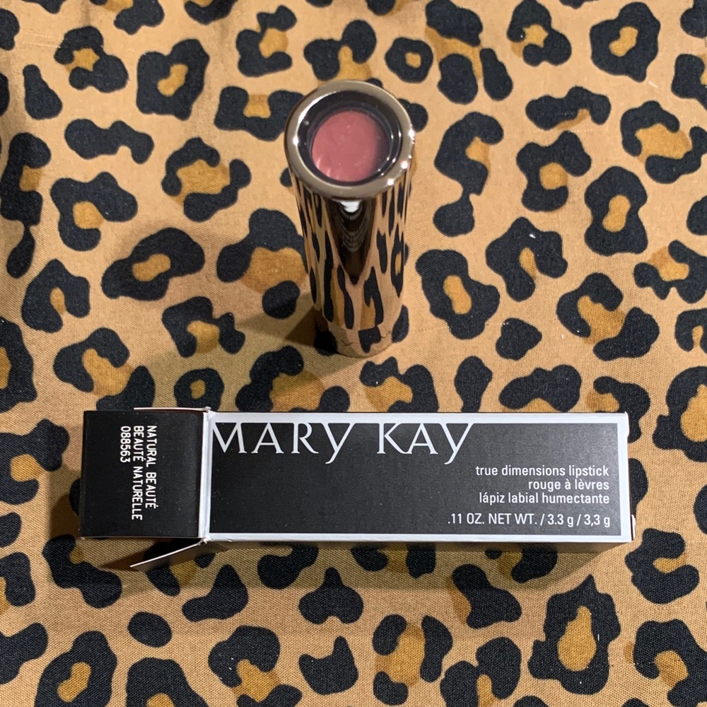 Mary Kay True Dimensions Lipstick - Natural Beauté